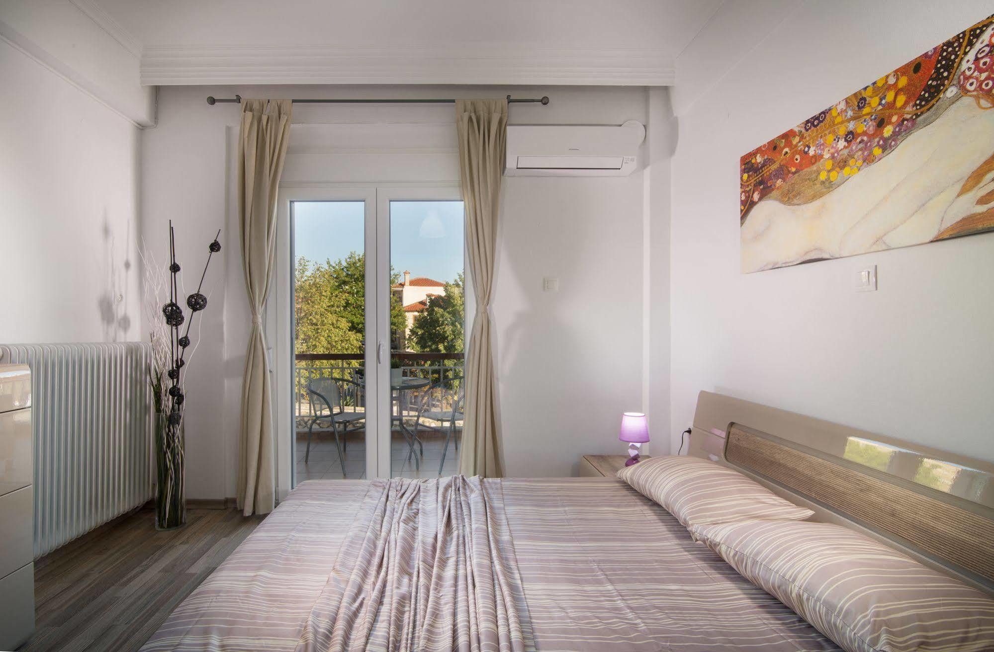 Michalis Apartments Polygyros Экстерьер фото